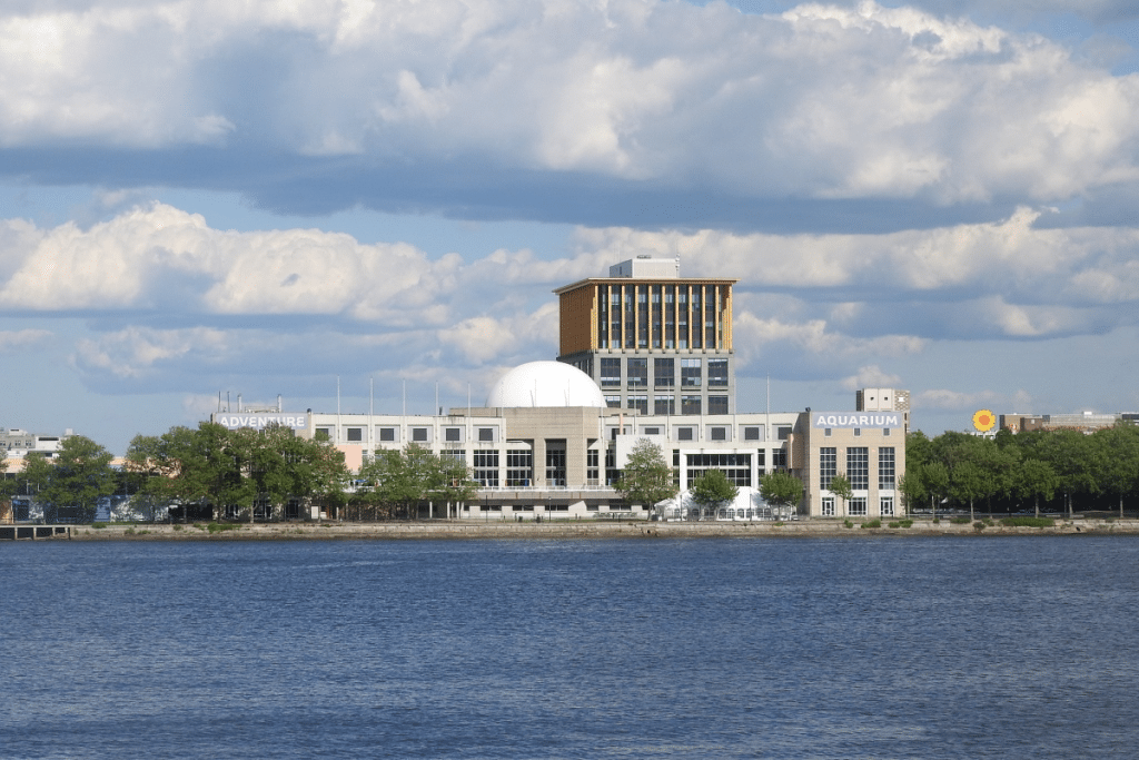 A wide shot of Adventure Aquarium on the Camden waterfront